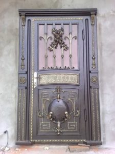 Купить кованые двери в Херсоне